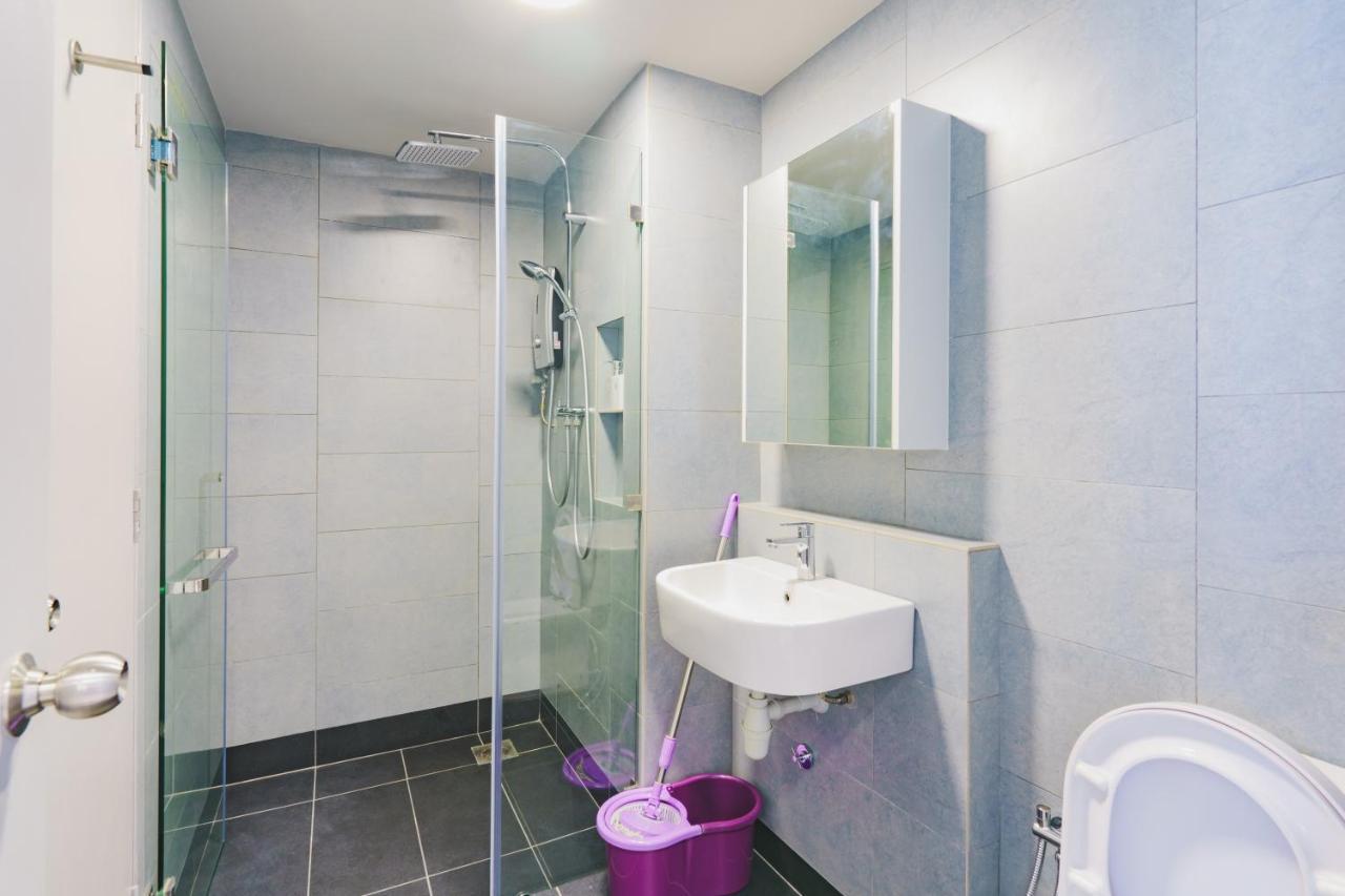 Full Seaview 2R1B Condo For 6Pax In Kota Kinabalu Exterior foto