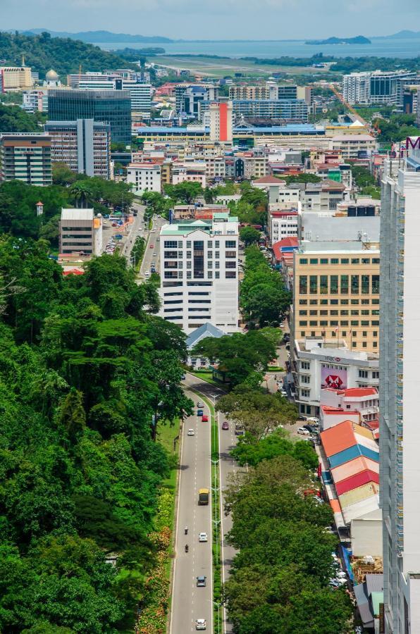 Full Seaview 2R1B Condo For 6Pax In Kota Kinabalu Exterior foto